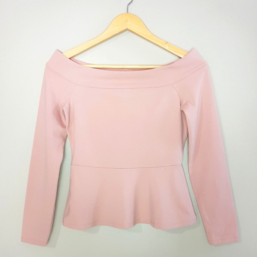 BCBG MaxAzria XSmall Pink Long Sleeve Off the Shoulder Peplum Top